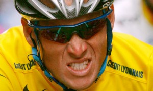 Lance Armstrong é banido do ciclismo