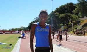 Núbia Soares bate pela quarta vez recorde mineiro de salto triplo!