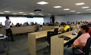 Seminários ICMS Esportivo 2015 reúnem cerca de 350 profissionais do esporte.