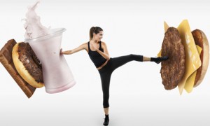 Alimentação correta e exercícios físicos são aliados na batalha contra o colesterol alto