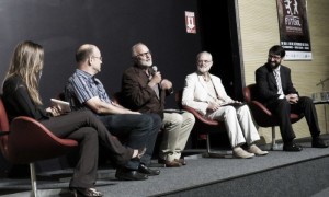 Futebol além das quatro linhas: palestras e exposições marcam II Simpósio Internacional