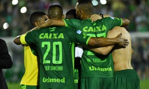Futebol é mais que um jogo: Chapecoense deixa legado de união
