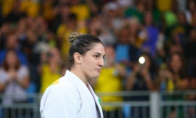 Mayra Aguiar se sagrou bicampeã mundial em 2017 (Reprodução/Twitter)