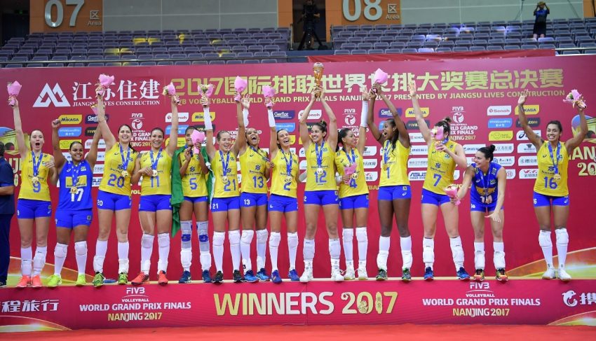 Equipe de vôlei feminina se sagrou campeã mundial do Grand Prix neste ano (Foto: Reprodução/COB)