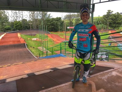Atleta mineiro completa, em 2017, vinte anos de carreira no BMX. Foto: Acervo Pessoal