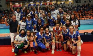 Camponesa/Minas é tricampeão do Sul-Americano de Clubes Femininos