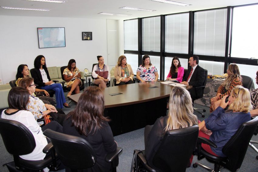 mulheres cadeia esportiva