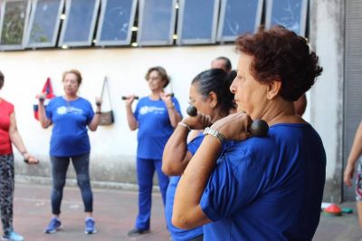 Natação, Ginástica Funcional e hidroginástica são algumas das modalidades do projeto. Foto: Programa Envelhecimento Ativo