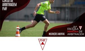 Curso de formação de árbitros de futebol